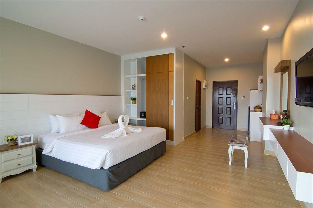 Hotel V8 Seaview Jomtien Beach Exterior foto