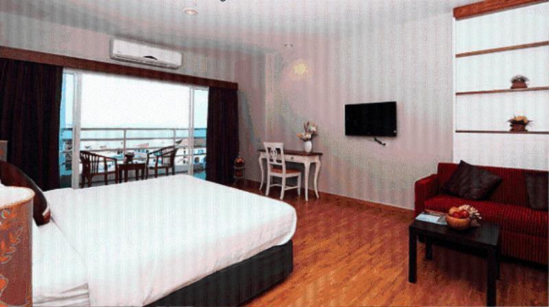 Hotel V8 Seaview Jomtien Beach Exterior foto